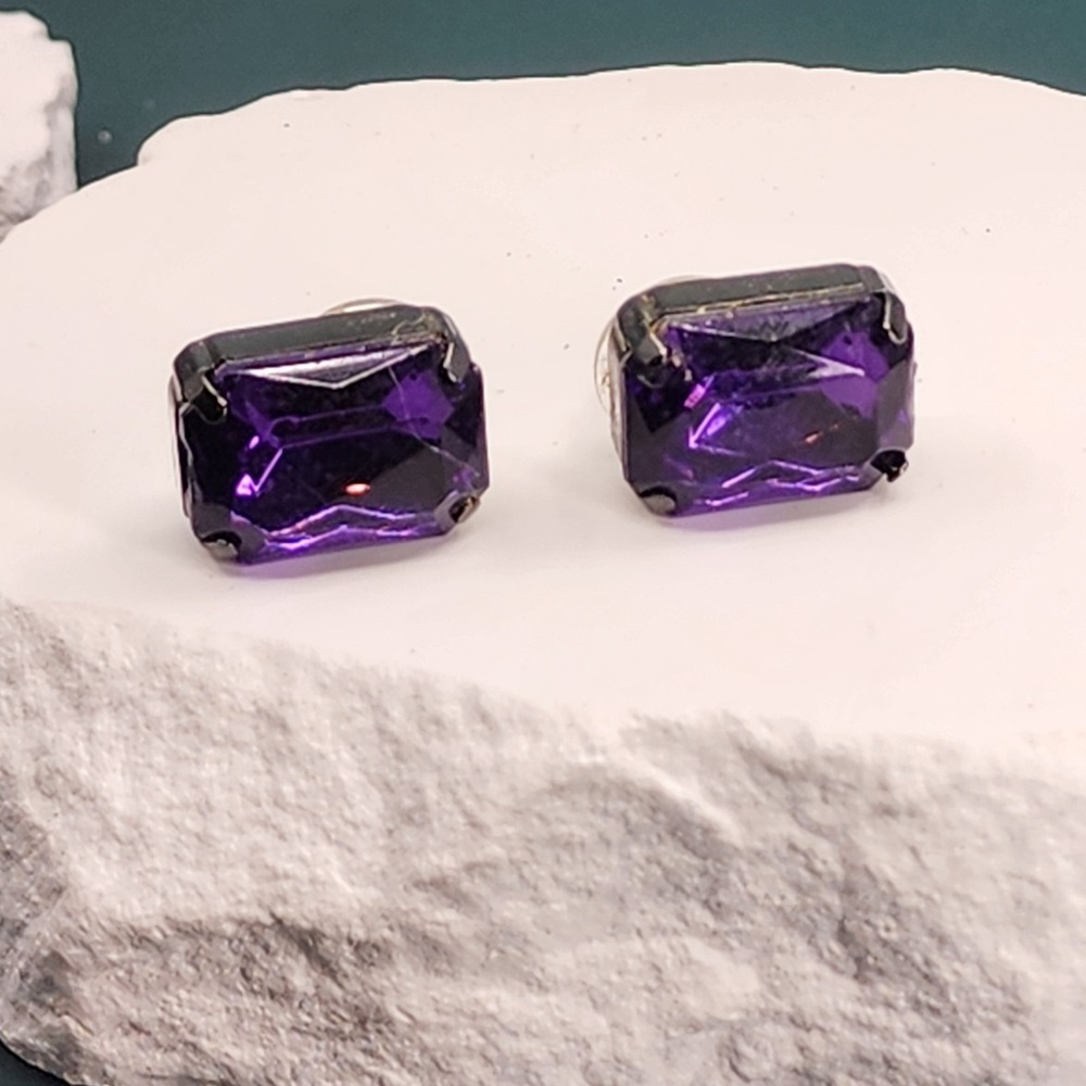 Joan Rivers Purple Emerald Cut Glass Stud Earrings Gunmetal Tone Statement